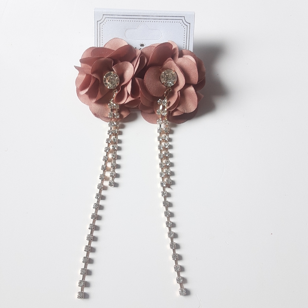 Princess Accessories Flower Stud Earrings